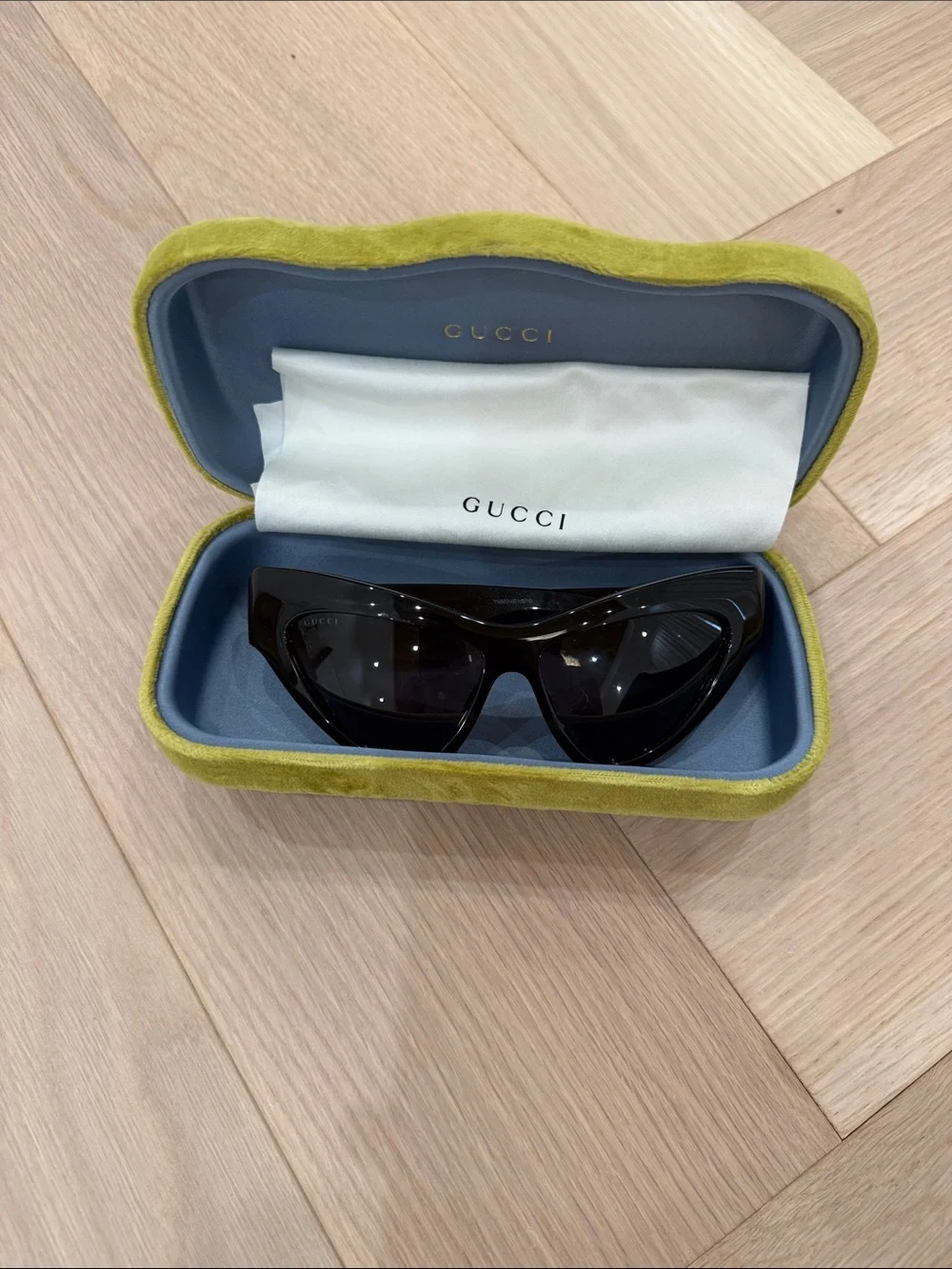 Gucci Black Cat-Eye Sunglasses